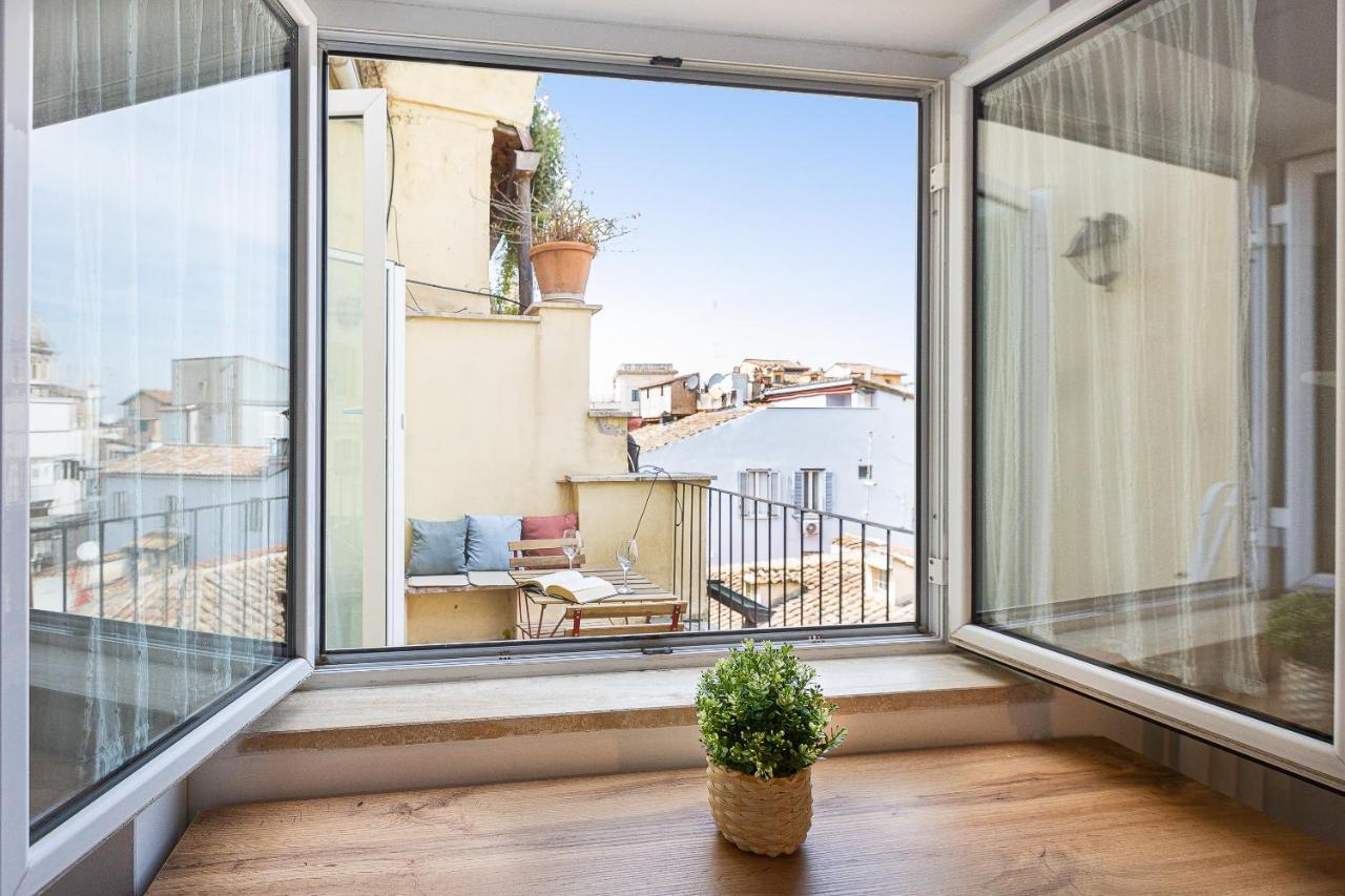 Campo De' Fiori Penthouse-Rental In Rom Exterior foto