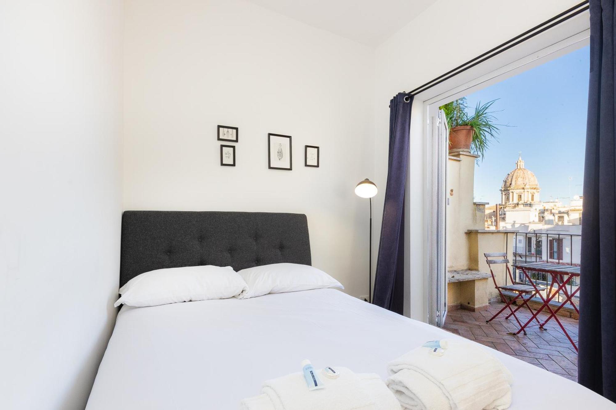 Campo De' Fiori Penthouse-Rental In Rom Exterior foto