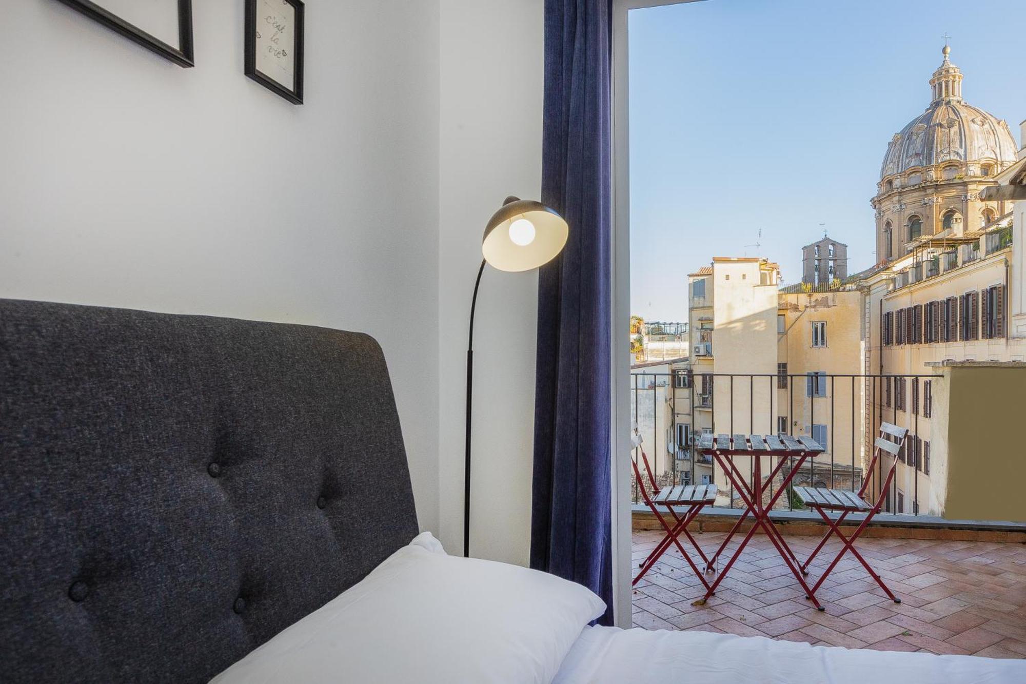 Campo De' Fiori Penthouse-Rental In Rom Exterior foto